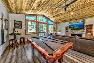 Heavenly Forest Fun - Spacious Pool Table Hot Tub - 8