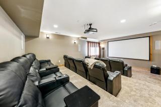Heavenly Luxe Chalet - Hot Tub Theatre Game Room - 6