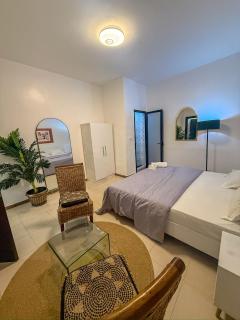 CATU Colors and Comfort, A Choice of Studios in Dakar - 5