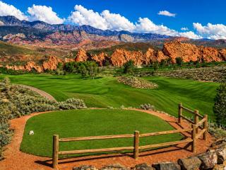 Zion Village PLAYcation 2 - Hot Tub - Pool - Lazy River - EV - Gym - Sleeps 21 - 2