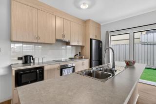 1 Britannia Pde Hindmarsh Island - 5