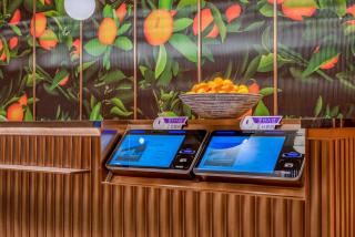 Orange Hotel Xi'an Jiaotong University Xingqing Palace Subway Station - 1