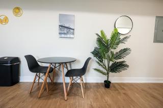 1Bed1Bath KingBedCentral,WD,WIFI - 8