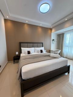 Modern Luxury Apartment Prime City Location - 8