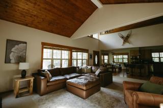Sierra Lodge + Guest House w/sauna/theater/hot tub - 2