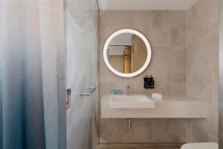 Holiday Inn & Suites Sunshine Coast by IHG - 4