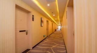 PAI Hotels Shijiazhuang Railway Station West Square - 4
