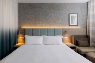 Holiday Inn & Suites Sunshine Coast, an IHG Hotel - 1