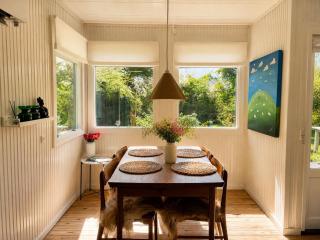 Cozy summer cottage with orangery close to Heatherhill and Beach - 1