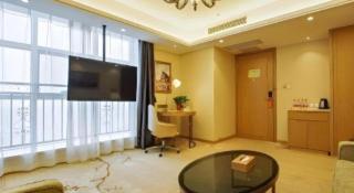 Vienna Hotel Zhengzhou East High-Speed Railway Station - 8