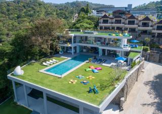 Villa Enjoy - Modern Luxury in Patong - 0