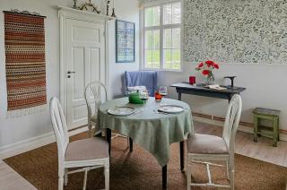 From Kitchen Island To River In A Värmland Gem - 8