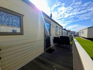 The Retreat Towyn Sands - 8