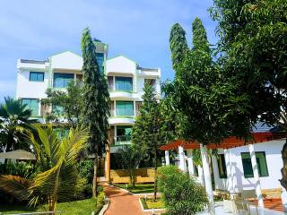 Woolsack Suites - 3