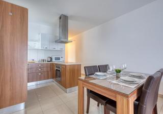 Spacious 2BD Penthouse in the Heart of Sliema - 8