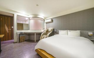 Hotel M Story - 3