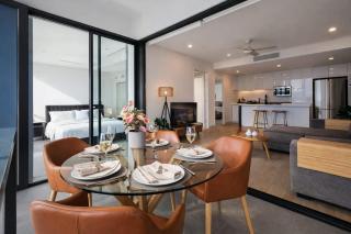 2BR Utopia Fortitude Valley -Pool-Rooftop-King beds - 8