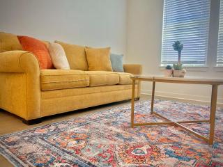 Modern WorkerFriendly Home with Gym A Location - 9