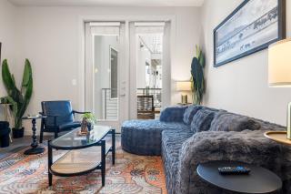 Luxury 2-BR with Juliet Balcony HGV 2032 - 9