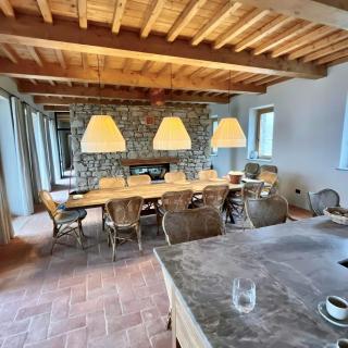 Luxury Cloud-Level Villa Near Roccaverano - 5