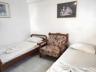 Politis Apartments Batsi - 1