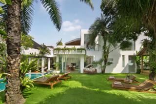 Huge Villa, 7 BEDR Pool Villa, Near Beach & Clubs - 8
