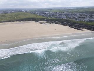 Number 9 Fistral House, Sea view, Near beach and Free parking - 5