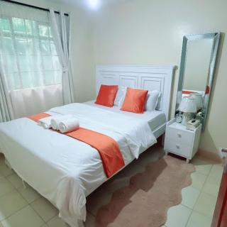 Cozy Luxe One bedroom Stays Kamakis - 5