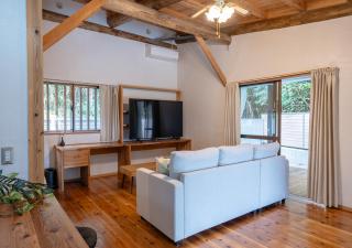 simAsim Cottage Kouri - 7