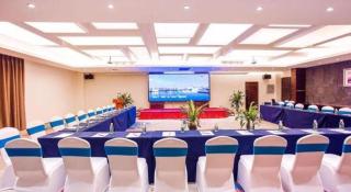 Poly Phoenix Hotel - 4
