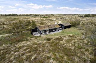 Nordisk Sommerhus I Klitterne Ved Rødhus - 0