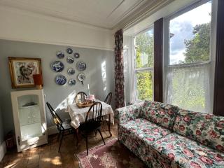 Boutique Studio Apartment in Grand House - 6