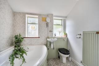 Victorian Terrace near Uni sleeps 6 Garden - 6