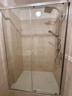 Eva Boutique Apartments 2BR Contemporary Stay Near Cagliari - 4