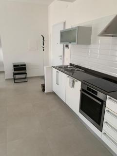 Eva Boutique Apartments 2BR Contemporary Stay Near Cagliari - 2