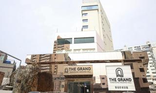 Tongyeong Tourist Hotel - 9