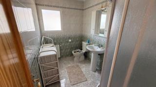 Spacious and elegantly finished ! - 6