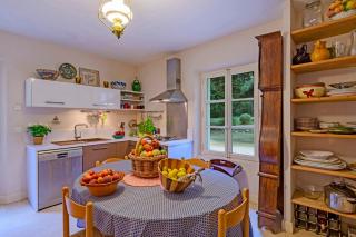 Provençal Farmhouse With Heated Pool In Barbentane - 3