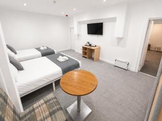 Gresham Apartment - 5