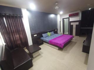 Hotel Om Residency - 5