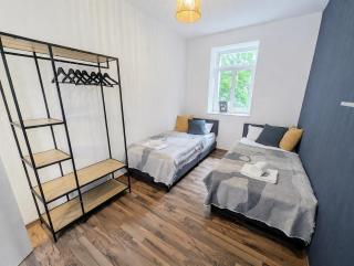 Family friendly - Central - free private parking, JURA Coffeemaschine, Smart TV, WIFI, heated floor - 5