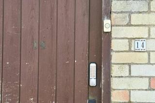 Studio - Parking - Garden - WiFi - Sleeps 2 - 1