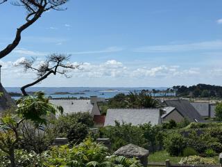 Family home with sea view - 2