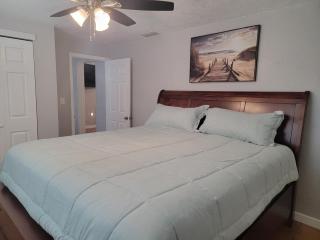 Manatee River Bungalow - 5 - 5