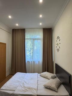 Hotel Three Rooms - 8