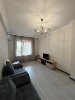 Apartment In An Eite Area - 9