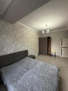 Apartment In An Eite Area - 2