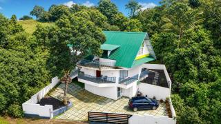 Misty Valley 3-Bedroom Villa Kuttikkanam by Homeyhuts - 0
