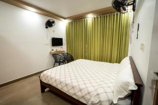 Misty Valley 3-Bedroom Villa Kuttikkanam by Homeyhuts - 6