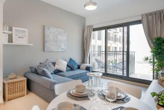 Free housekeeping visits during your stay - StayShort - Extravagant 1BR near Town Square - Sleeps 4 - 0